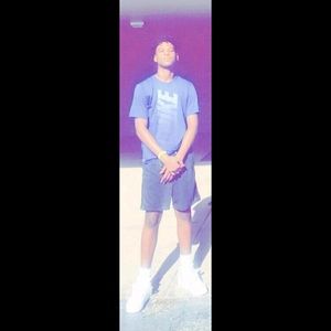 Meet your Posher, Eli